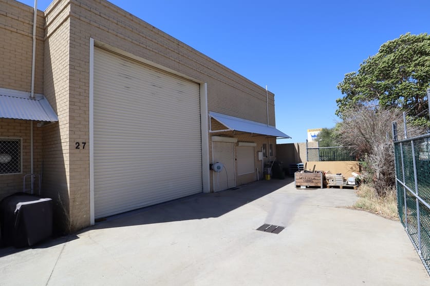 Click to view all images 1/27 John Street Bentley WA 6102 - Image 3