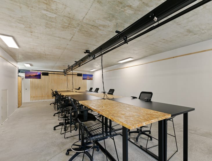 Click to view all images 122 Buckingham Street Surry Hills NSW 2010 - Image 3