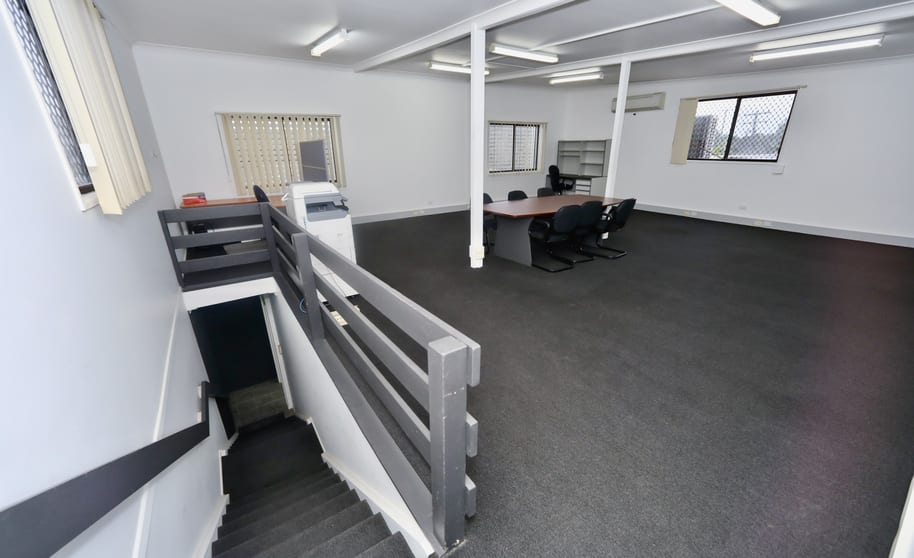 Click to view all images 2/9 Elysium Road Carrara QLD 4211 - Image 2