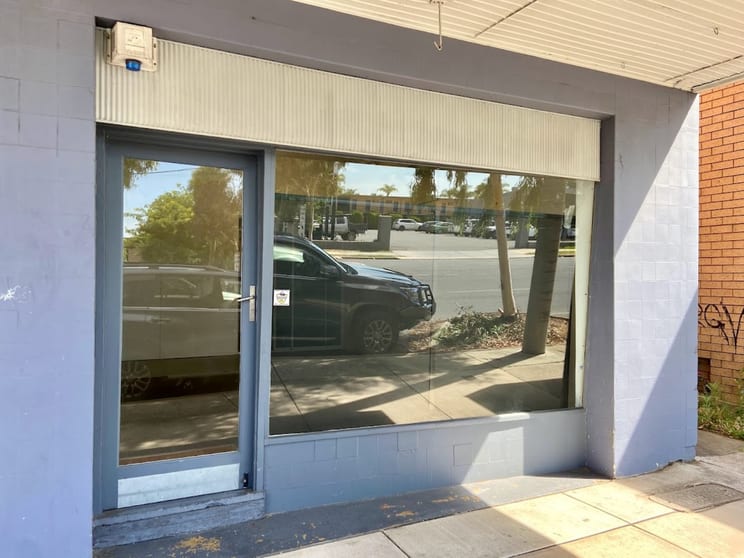 4/319 Wagga Road Lavington NSW 2641 - Image 1