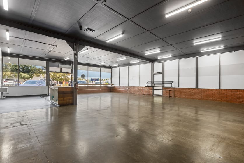Click to view all images Shop 2/2 Trotters Lane Prospect TAS 7250 - Image 2