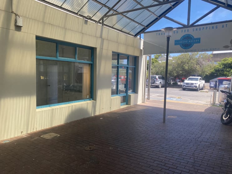 Click to view all images 7/17-21 Ocean Street Victor Harbor SA 5211 - Image 3