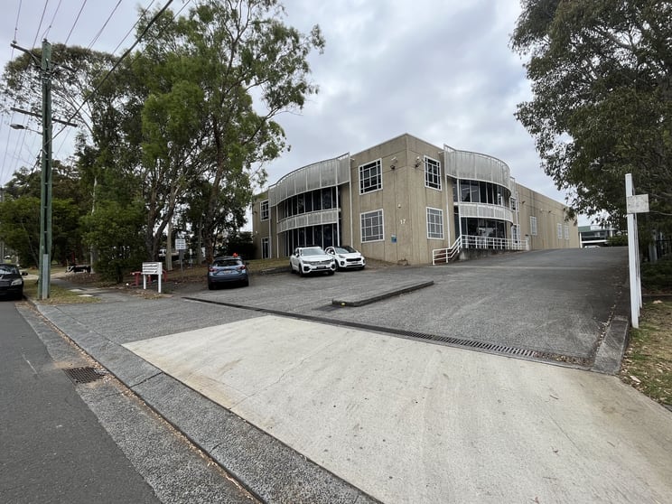 17 Amax Avenue Girraween NSW 2145 - Image 1