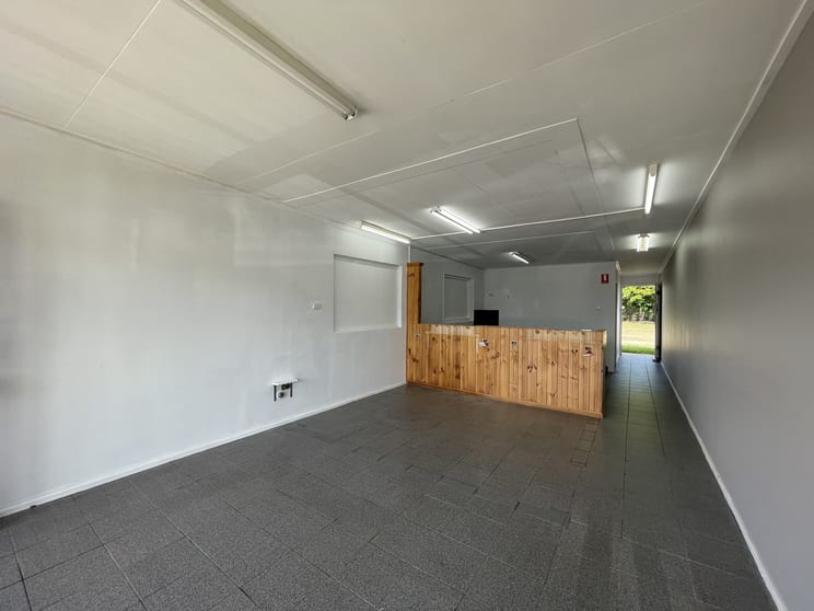 Click to view all images 1/6 Ebert Parade Lawnton QLD 4501 - Image 1