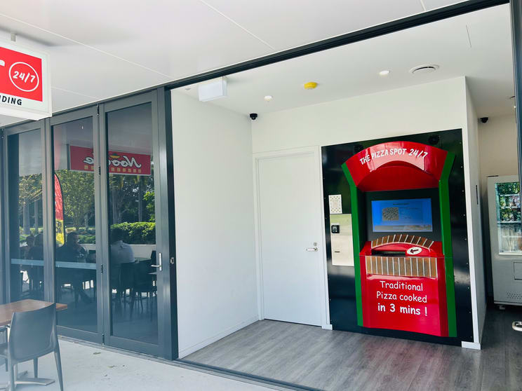 Click to view all images 2763-2765 Gold Coast Highway Broadbeach QLD 4218 - Image 2