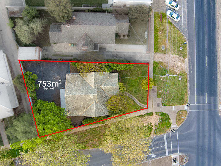 Click to view all images 45 Ryley Street Wangaratta VIC 3677 - Image 3