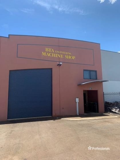 Click to view all images 3/33 Industry Street Malaga WA 6090 - Image 1