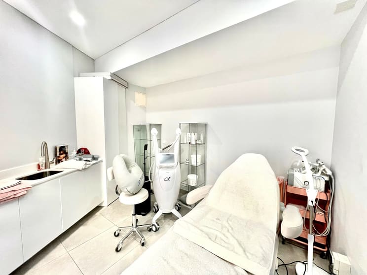 Click to view all images Shop 2/4 Villiers St Parramatta NSW 2150 - Image 3