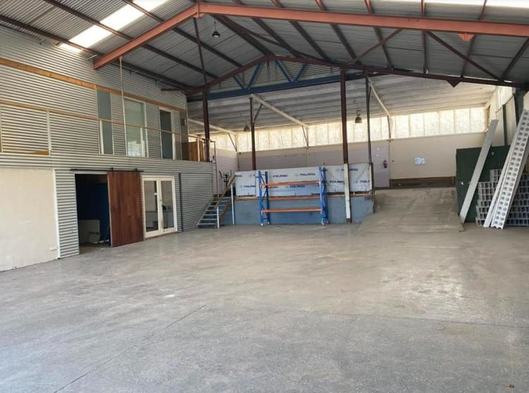 Click to view all images whole/7 Bayldon Road Queanbeyan NSW 2620 - Image 2