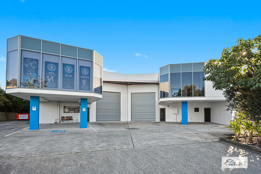 Click to view all images 2/16 Durgadin Drive Albion Park Rail NSW 2527 - Image 1