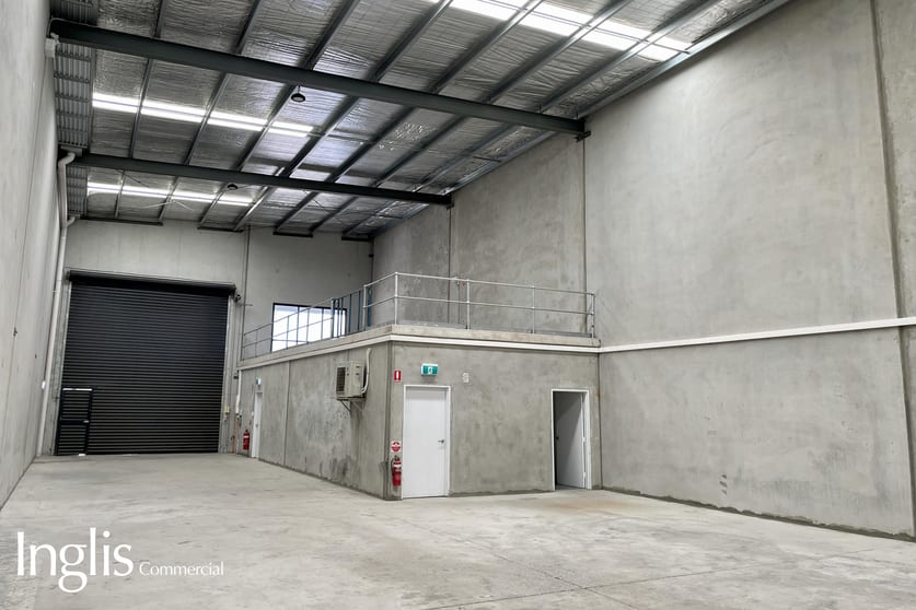 Click to view all images 3/59 Smeaton Grange Road Smeaton Grange NSW 2567 - Image 2