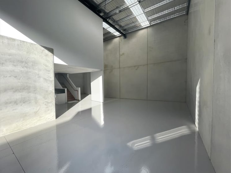 Click to view all images 27/52 Sheehan Road Heidelberg West VIC 3081 - Image 3