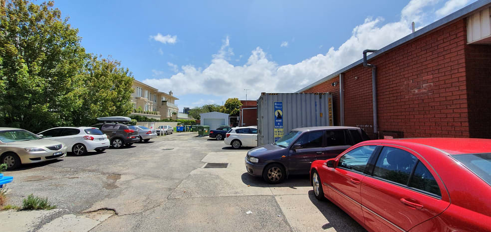 Click to view all images Church Street Brighton VIC 3186 - Image 3