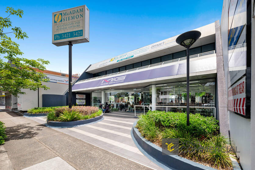 Click to view all images 2042 Logan Road Mount Gravatt QLD 4122 - Image 2