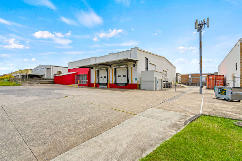 Click to view all images 19 Dulacca Street Acacia Ridge QLD 4110 - Image 3