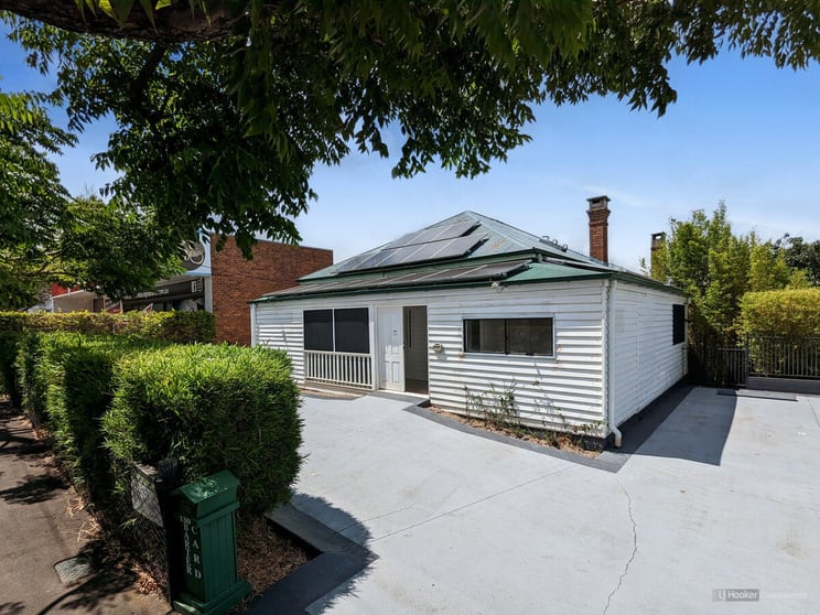 Click to view all images 130 Campbell Street Toowoomba City QLD 4350 - Image 3