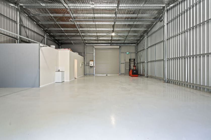 Click to view all images 1/16 Haslam Road Edinburgh SA 5111 - Image 3