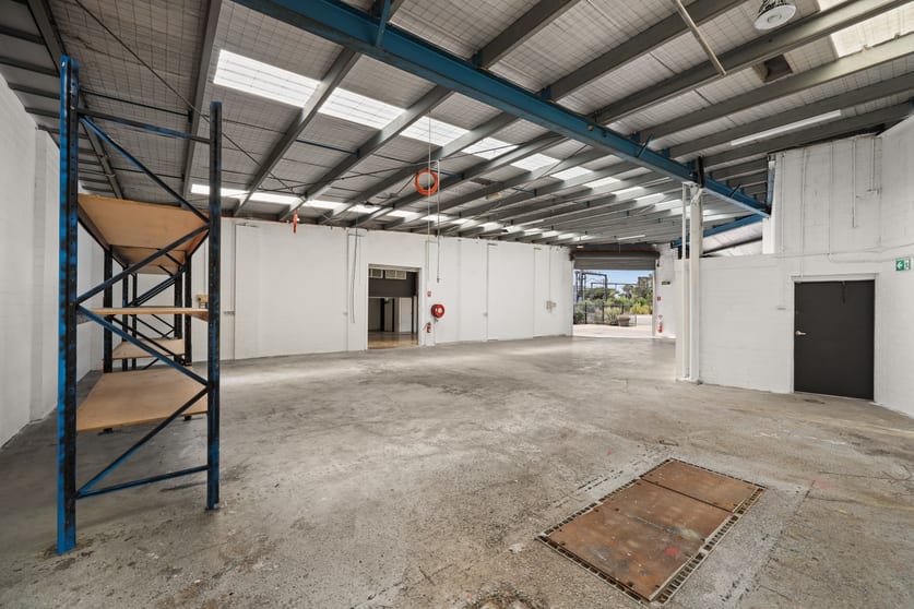 Click to view all images 84 Bardia Avenue Seaford VIC 3198 - Image 3