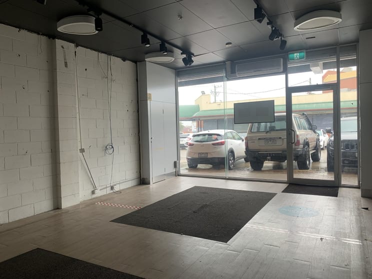 Click to view all images Shop 2 Victoria Square St Albans VIC 3021 - Image 2