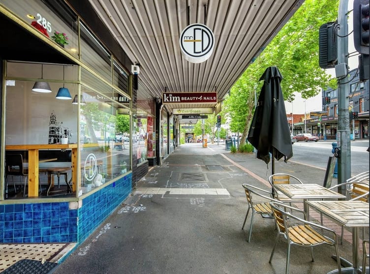 Click to view all images 285 Racecourse Road Kensington VIC 3031 - Image 2
