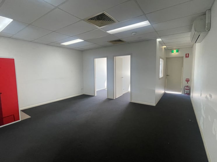 Click to view all images level 1/101 Rawson Street Auburn NSW 2144 - Image 3