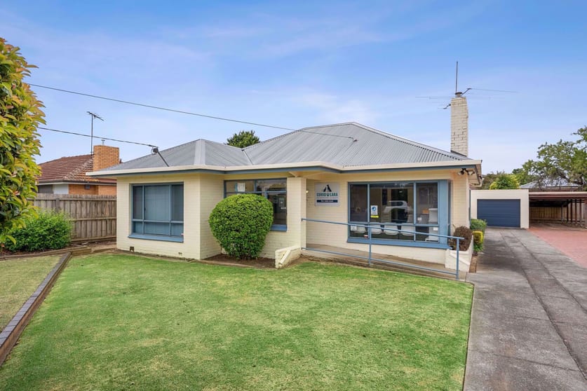 Click to view all images 75-77 Forest Road Lara VIC 3212 - Image 2