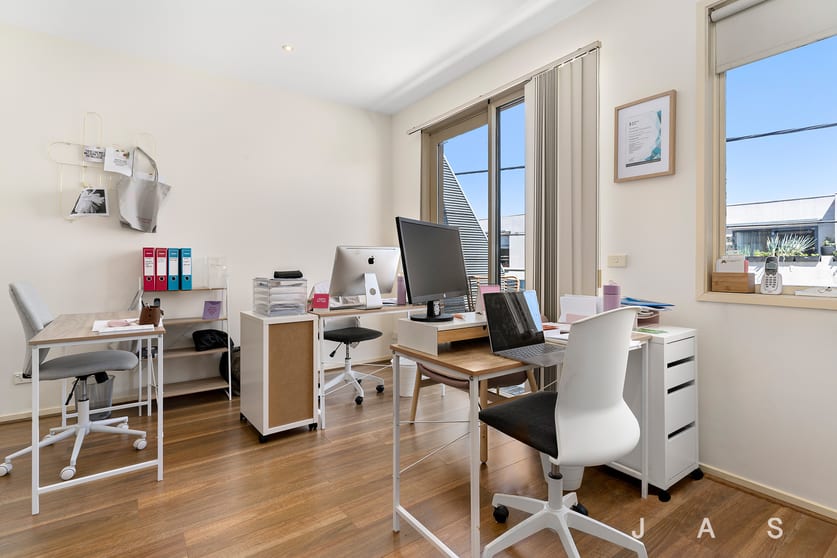 2A/58 Anderson Street Yarraville VIC 3013 - Image 2