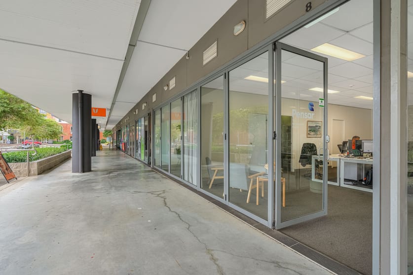 Click to view all images Suite 8, 21 Merewether Street Newcastle NSW 2300 - Image 2