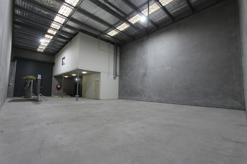 Click to view all images Unit 6/74-76 Oak Road Kirrawee NSW 2232 - Image 1
