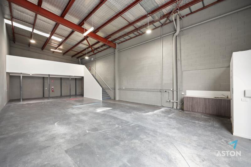 Click to view all images 6/237-239 Boundary Road Mordialloc VIC 3195 - Image 3