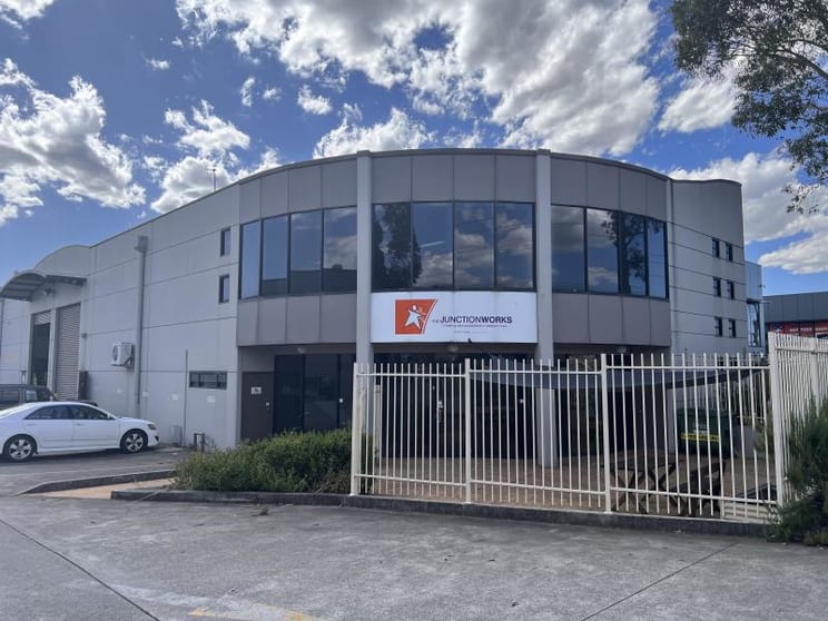 Click to view all images Unit 2a/31 Elizabeth Street Wetherill Park NSW 2164 - Image 2