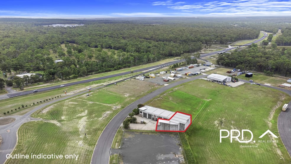 Click to view all images 5/33 Enterprise Circuit Maryborough West QLD 4650 - Image 2