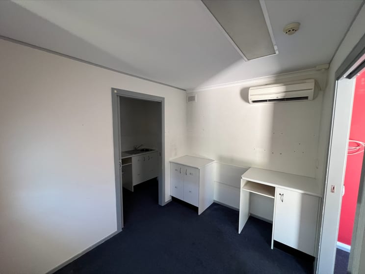 4A Albert Street Narrabeen NSW 2101 - Image 2