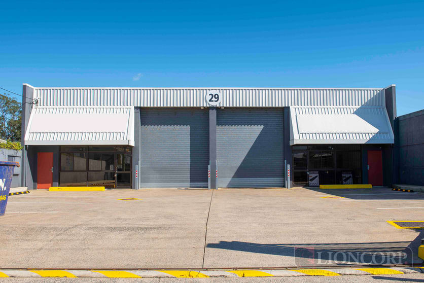 Click to view all images Coopers Plains QLD 4108 - Image 1