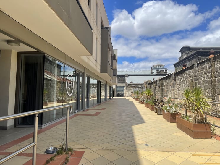 Click to view all images 2B/41 Stockade Avenue Coburg VIC 3058 - Image 2