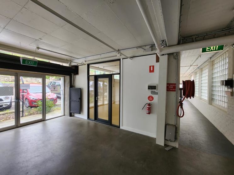 Click to view all images Level 2 Suite 2/13-17 Castray Esplanade Battery Point TAS 7004 - Image 3