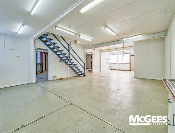 Click to view all images 28 Burke Street Woolloongabba QLD 4102 - Image 2