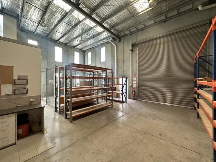 Unit 8 / 11 Sabre Dr Port Melbourne VIC 3207 - Image 2