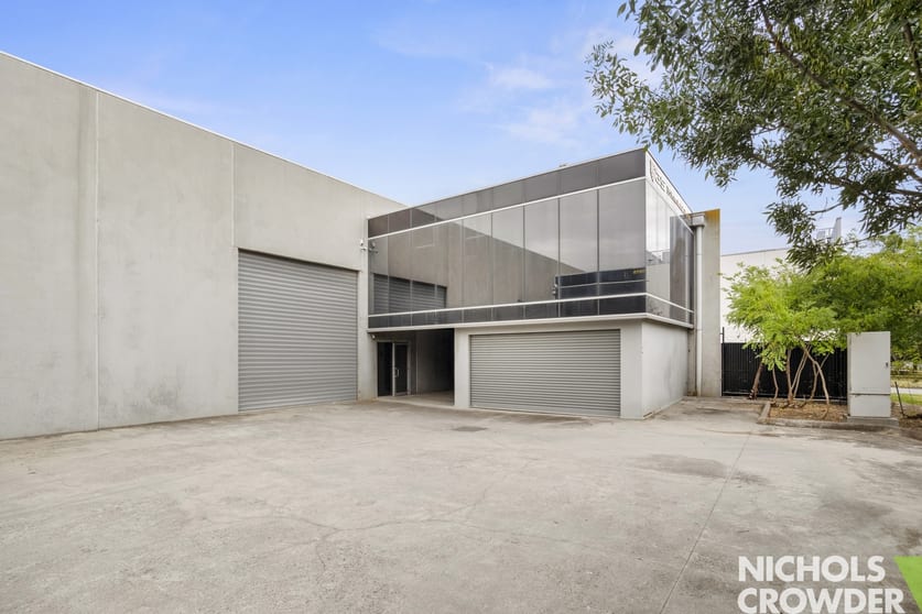Click to view all images 8A Hartwood Close Chelsea Heights VIC 3196 - Image 2