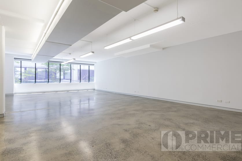 Click to view all images 204/35 Buckingham Street Surry Hills NSW 2010 - Image 2