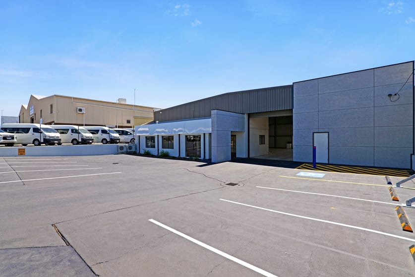 Click to view all images 90 Ewing Street Welshpool WA 6106 - Image 2