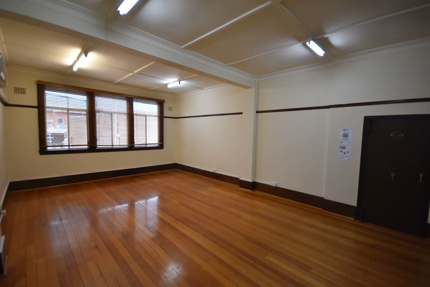 Click to view all images Level 1, 7/571 Dean Street Albury NSW 2640 - Image 1