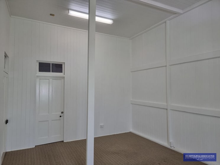 Click to view all images Yeppoon QLD 4703 - Image 3