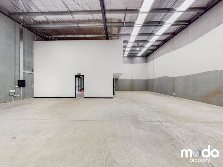 Click to view all images 24/74 Willandra Drive Epping VIC 3076 - Image 3