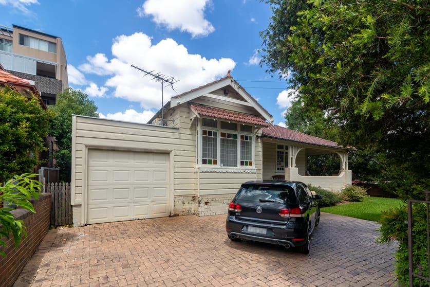 Click to view all images 13 Marion St Harris Park NSW 2150 - Image 1