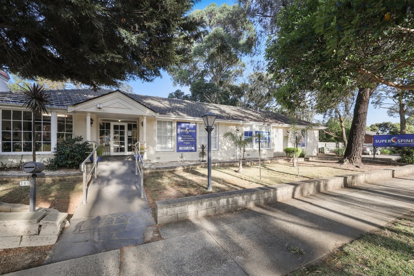 Click to view all images 380 Springvale Road Forest Hill VIC 3131 - Image 1