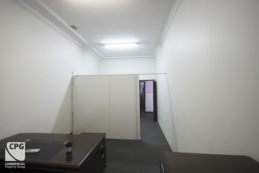 4/423 King Georges Road Beverly Hills NSW 2209 - Image 2