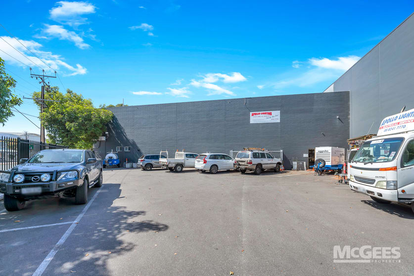 Click to view all images 4A Manton Street Hindmarsh SA 5007 - Image 2