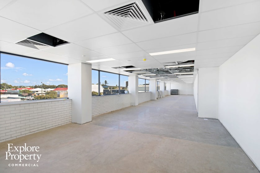 Click to view all images 47 Gordon Street Mackay QLD 4740 - Image 2