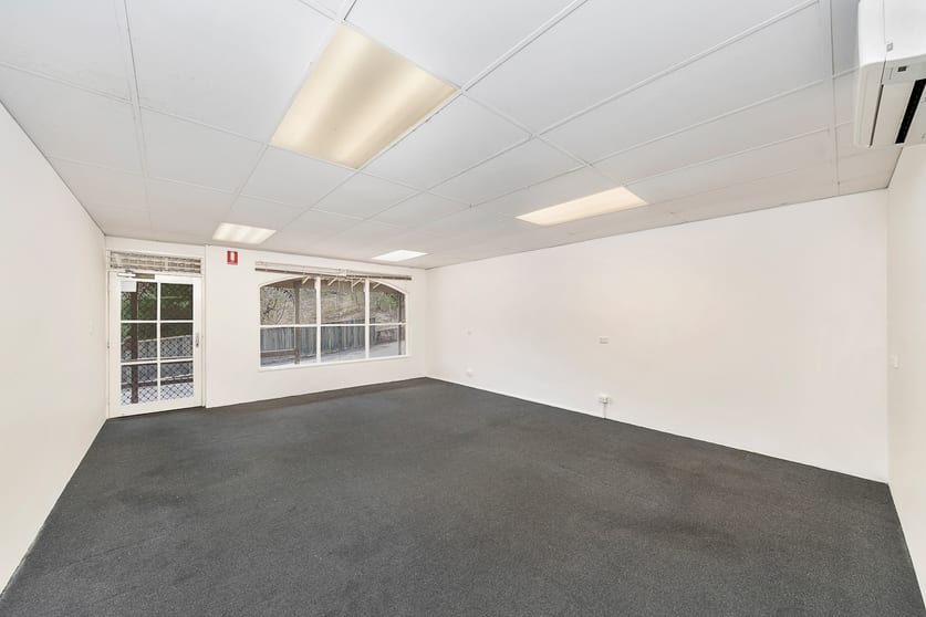 Click to view all images 4/411 Mount Barker Road Bridgewater SA 5155 - Image 3